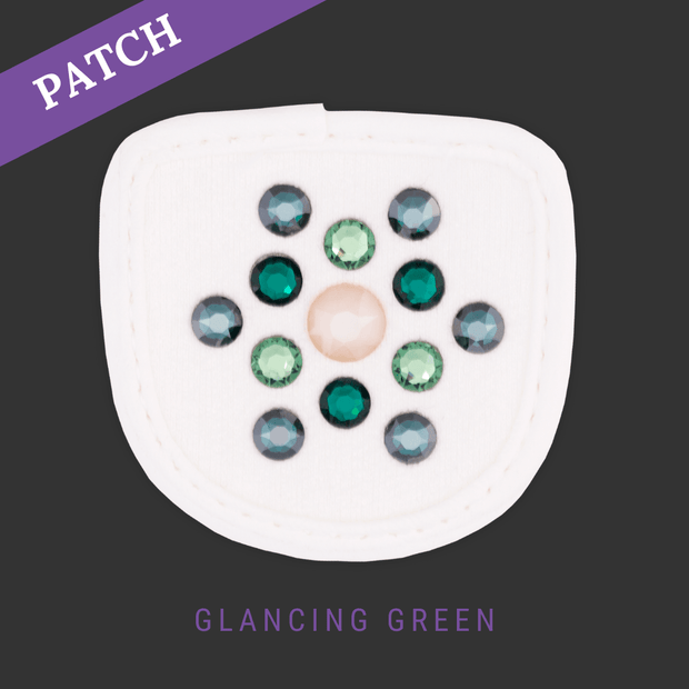 Glancing Green by Nina Kaupp Reithandschuh Patch weiß