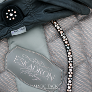 Bacardi´s Golden Dream by Marina Patch blau